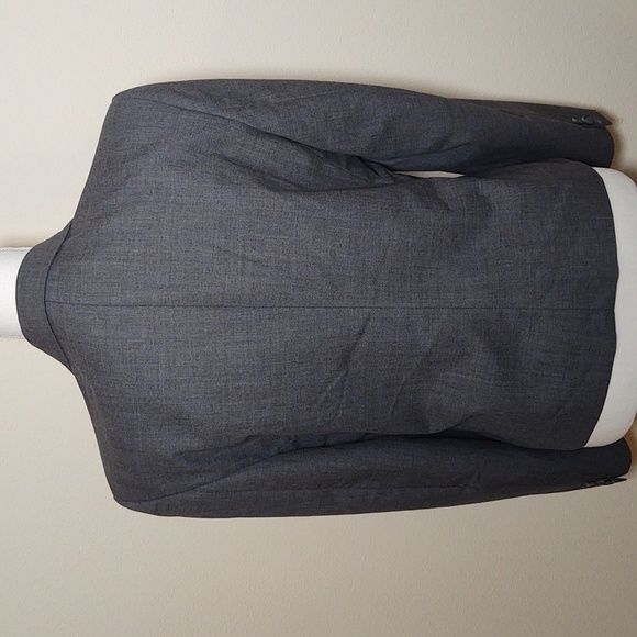 The Executive Club Women's Blazer - Picture 3 of 9